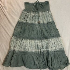 Women’s skirt